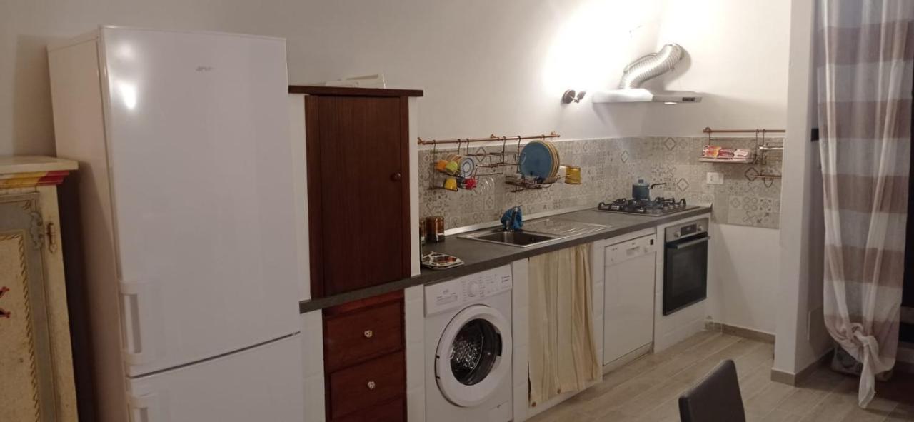 141 Via Roma Apartment L'Aquila Luaran gambar