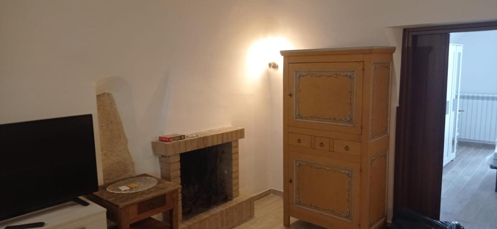 141 Via Roma Apartment L'Aquila Luaran gambar